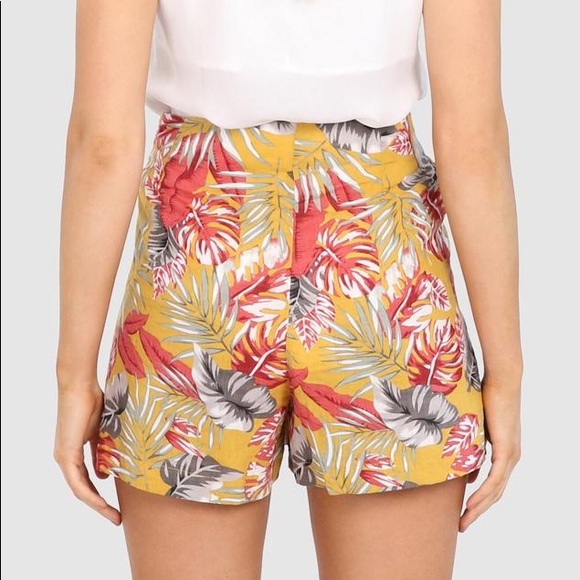 Floral Summer Lightweight Shorts - Picture 4 of 5